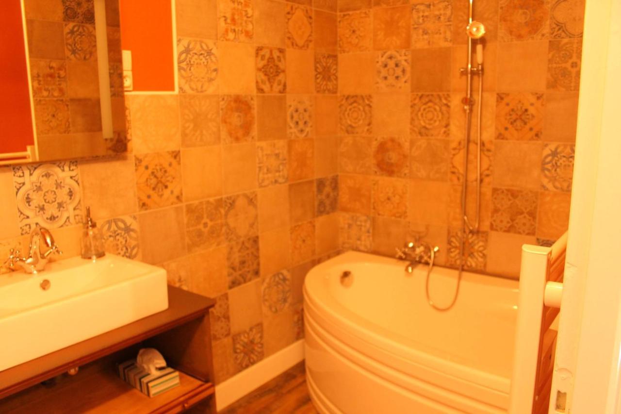 Le Manoir De Cocelle Bed & Breakfast Paris-lʼHôpital Dış mekan fotoğraf