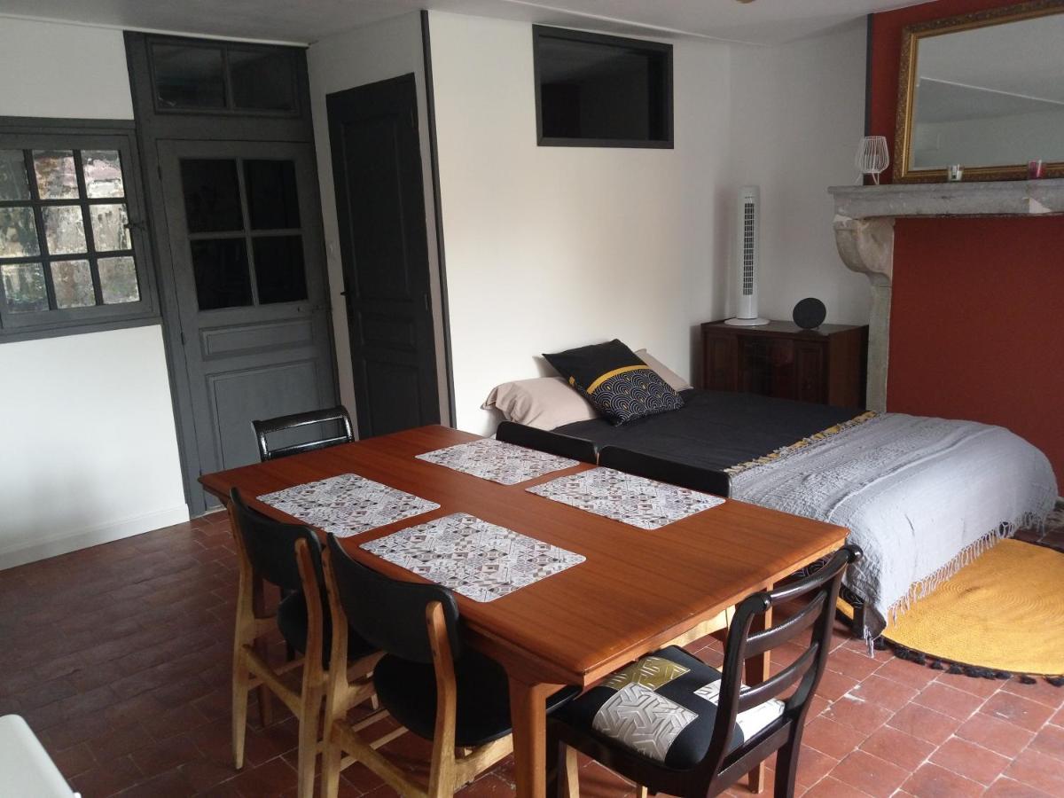 Le Manoir De Cocelle Bed & Breakfast Paris-lʼHôpital Dış mekan fotoğraf
